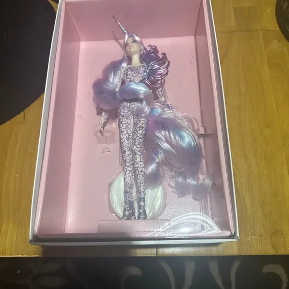 NIB, Unicorn Goddess Barbie, Mythical Muse series, limited edition 2017 - Picture 7 of 10
